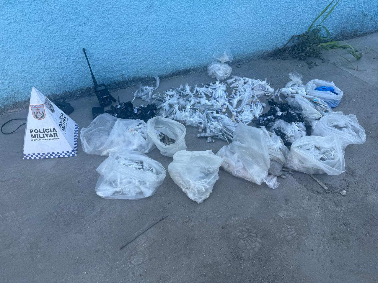 39° BPM apreendeu drogas e deteve três criminosos no Gogó da Ema